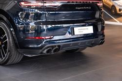 2023 Porsche Cayenne Turbo S E-Hybrid