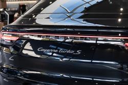 2023 Porsche Cayenne Turbo S E-Hybrid