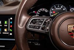 2023 Porsche Cayenne Turbo S E-Hybrid