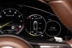 2023 Porsche Cayenne Turbo S E-Hybrid