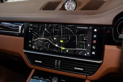 2023 Porsche Cayenne Turbo S E-Hybrid