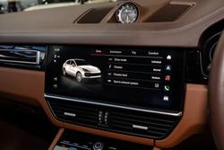 2023 Porsche Cayenne Turbo S E-Hybrid