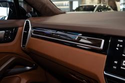 2023 Porsche Cayenne Turbo S E-Hybrid