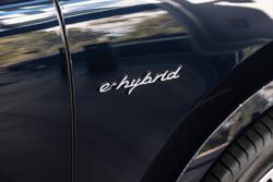 2023 Porsche Cayenne Turbo S E-Hybrid