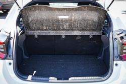 2024 Toyota Yaris HB Hybrid ZR