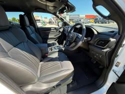 2025 Isuzu MU-X LS-T