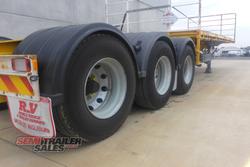 1996 Krueger 12 Pallet Flat Top A Trailer