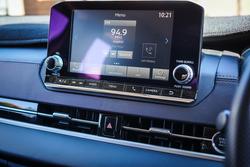 2024 MITSUBISHI OUTLANDER ES 7 SEAT (2WD)