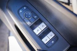 2024 MITSUBISHI OUTLANDER ES 7 SEAT (2WD)