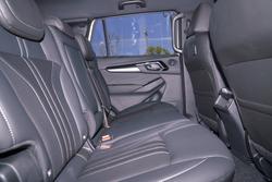 2025 Isuzu MU-X LS-T