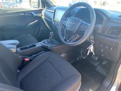 2025 ISUZU D-MAX LS-M XR