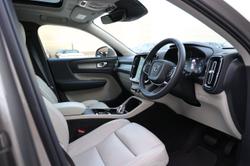 2022 Volvo XC40 T4 Inscription