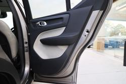 2022 Volvo XC40 T4 Inscription