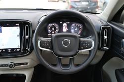 2022 Volvo XC40 T4 Inscription