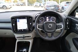 2022 Volvo XC40 T4 Inscription