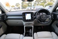 2022 Volvo XC40 T4 Inscription