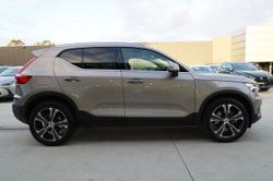 2022 Volvo XC40 T4 Inscription