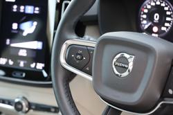 2022 Volvo XC40 T4 Inscription