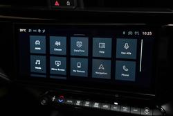 2025 Alfa Romeo Junior Ibrida