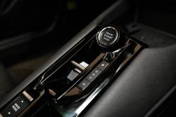 2025 Alfa Romeo Junior Ibrida