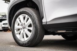 2024 Toyota Yaris Cross Hybrid GX