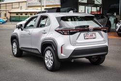 2024 Toyota Yaris Cross Hybrid GX