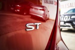 2019 NISSAN
                QASHQAI ST