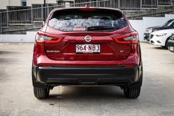 2019 NISSAN
                QASHQAI ST