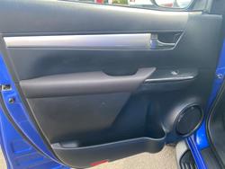 2021 Toyota Hilux 4x4 Hilux 4x4 SR5 2.8L T Diesel Automatic Double Cab 2L70350 001