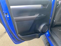 2021 Toyota Hilux 4x4 Hilux 4x4 SR5 2.8L T Diesel Automatic Double Cab 2L70350 001