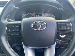2021 Toyota Hilux 4x4 Hilux 4x4 SR5 2.8L T Diesel Automatic Double Cab 2L70350 001