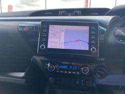 2021 Toyota Hilux 4x4 Hilux 4x4 SR5 2.8L T Diesel Automatic Double Cab 2L70350 001