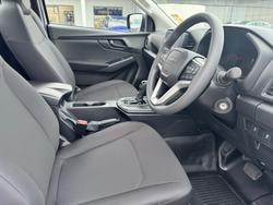 2026 ISUZU D-MAX SX
