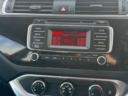 2016 KIA
RIO S