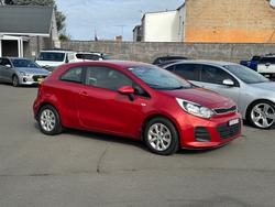2016 KIA
RIO S
