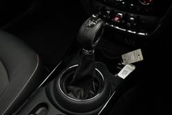 2017 MINI Clubman Cooper