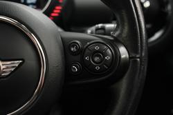 2017 MINI Clubman Cooper
