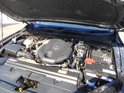 2025 NISSAN NAVARA ST-X