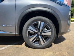 2025 Nissan X-TRAIL Ti e-POWER