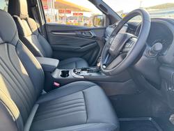 2026 ISUZU MU-X LS-T