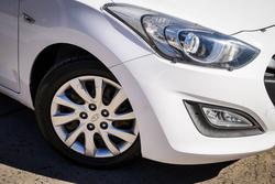 2013 Hyundai
                i30 