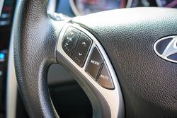 2013 Hyundai
                i30 