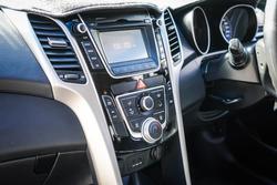 2013 Hyundai
                i30 