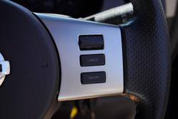 2014 Nissan Navara ST