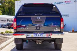 2014 Nissan Navara ST