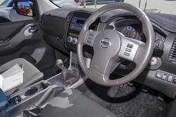 2014 Nissan Navara ST