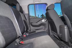 2014 Nissan Navara ST