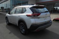 2025 Nissan X-TRAIL ST