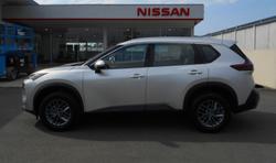 2025 Nissan X-TRAIL ST