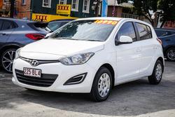2015 HYUNDAI
i20 ACTIVE